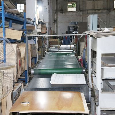 Χημικά-μηχανικά χαρτιά από χαρτοπολτό με σχεδιασμό σανίδας