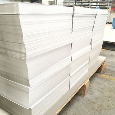 Τυπικό μέγεθος 787MM/889MM/1092MM/1194MM Roll Duplex Board Paper για την επιχείρησή σας