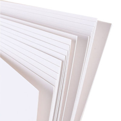 80 Gsm 700x1000mm Λάμψη Χάρτη C2S Χάρτης Τέχνης Λευκό χρώμα Υψηλή δυσκαμψία