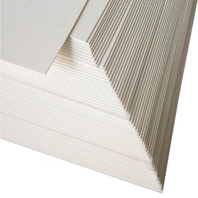 80 Gsm 700x1000mm Λάμψη Χάρτη C2S Χάρτης Τέχνης Λευκό χρώμα Υψηλή δυσκαμψία